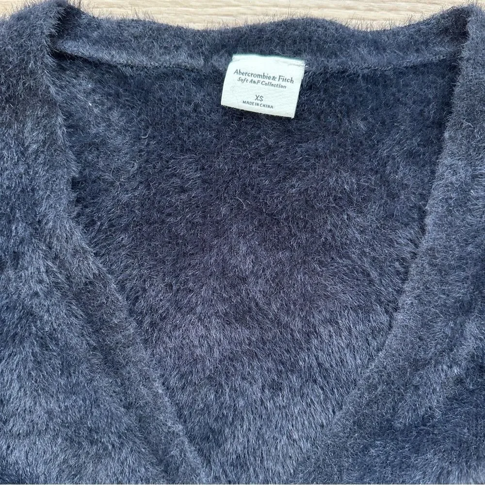 Abercrombie Black Fuzzy Cropped Cardigan XS